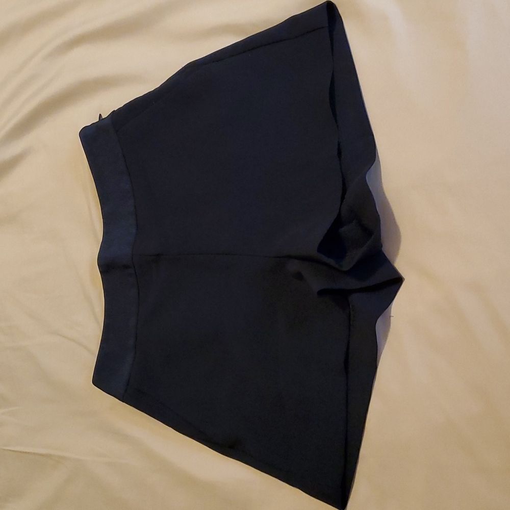 Express Shorts
